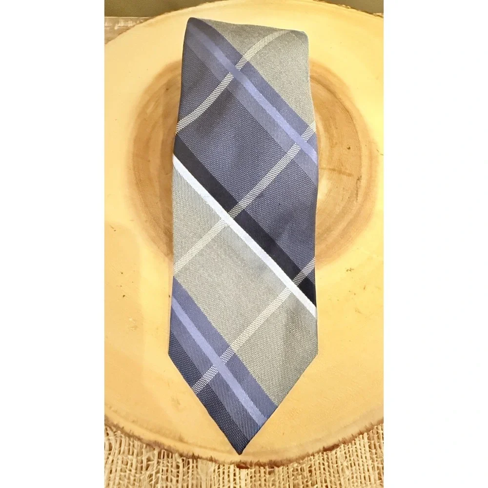 MICHAEL KORS Grey Blue Weekender Plaid Silk Blend Classic Tie‎